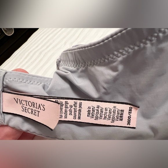 Victoria’s Secret Silver/Grey T-Shirt Push-Up Perfect Shape Smooth Bra Size 36E - Picture 7 of 11